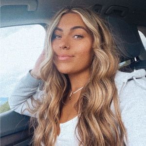 Meet your Posher, Sienna